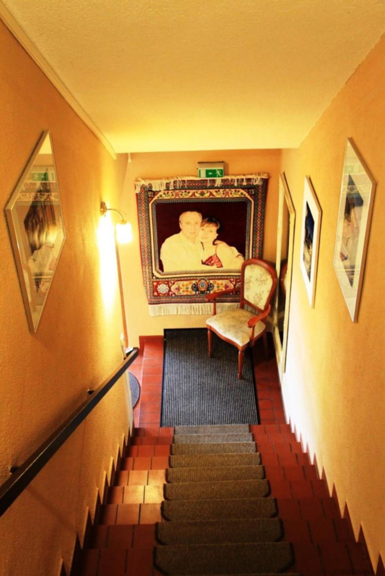 Landgasthof Frankentor Wasserlosen ภายนอก รูปภาพ
